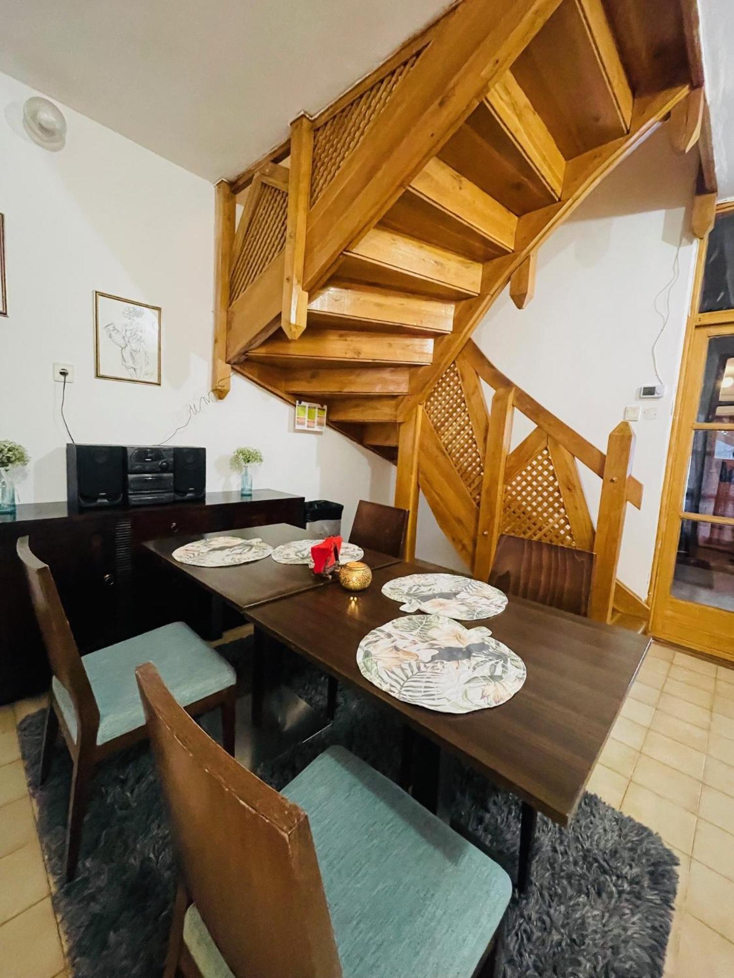 Greenpark Garden Villa Family Apartments Near Tokaj เซเรนช์ ภายนอก รูปภาพ