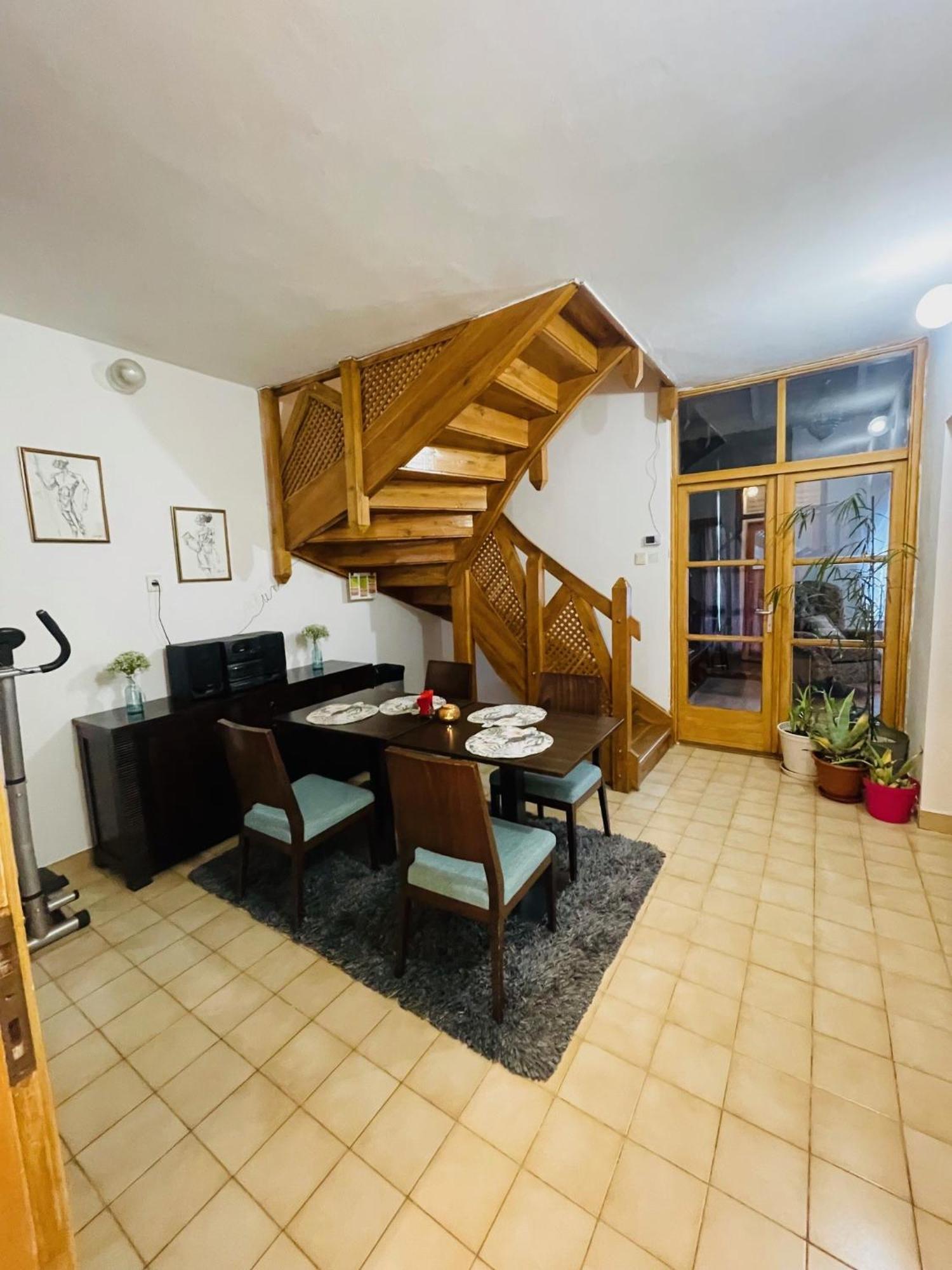 Greenpark Garden Villa Family Apartments Near Tokaj เซเรนช์ ภายนอก รูปภาพ