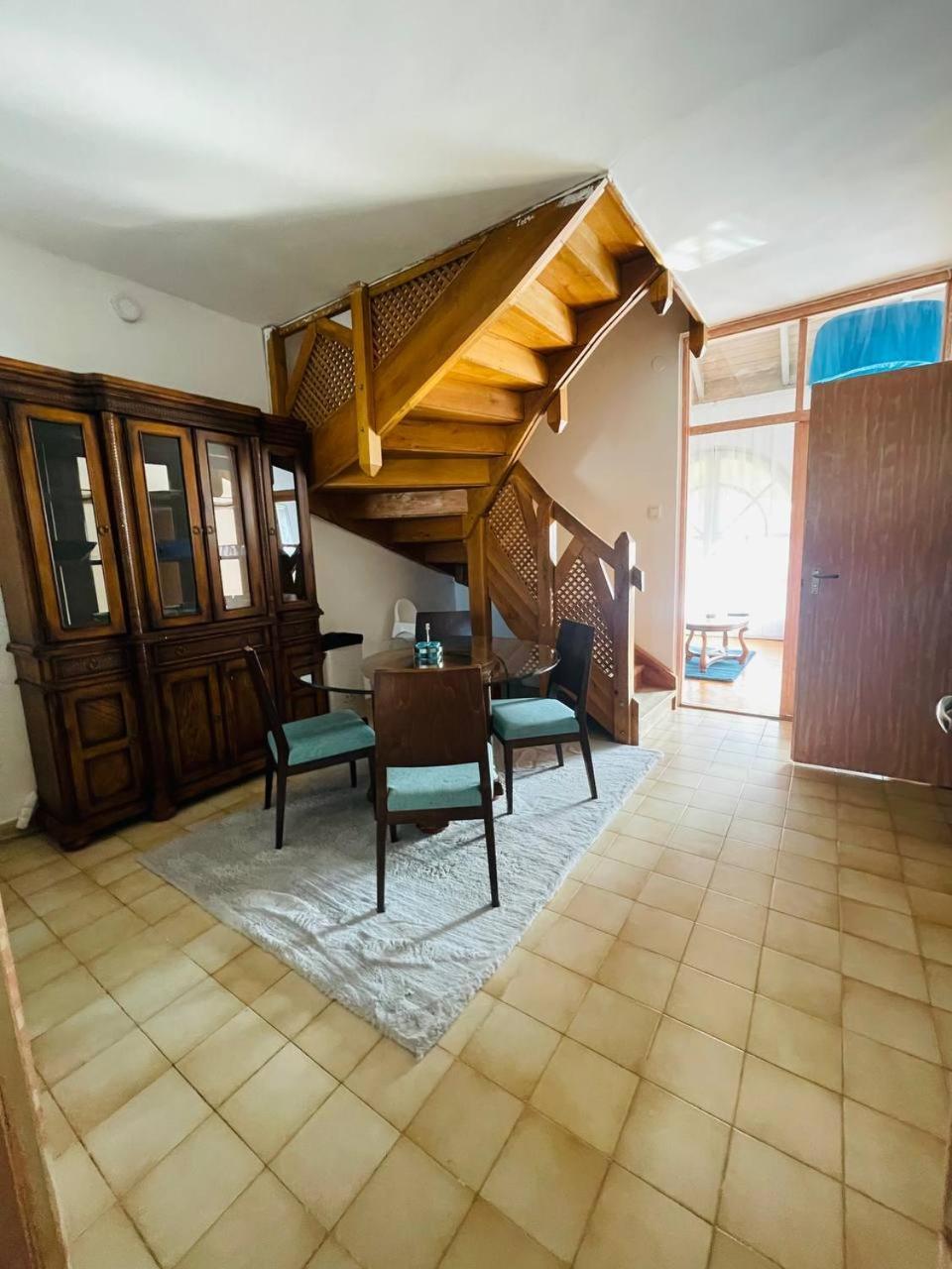 Greenpark Garden Villa Family Apartments Near Tokaj เซเรนช์ ภายนอก รูปภาพ