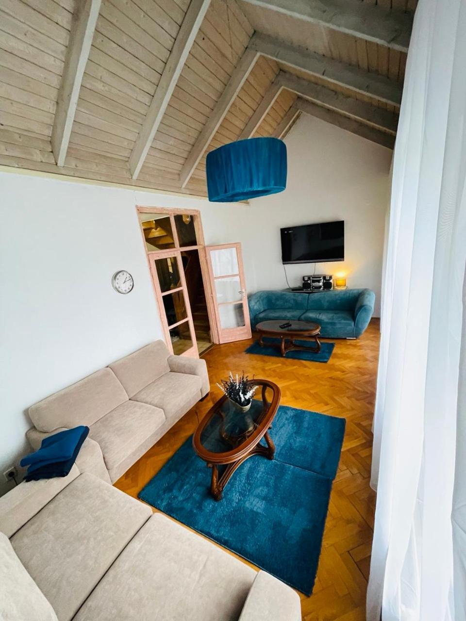 Greenpark Garden Villa Family Apartments Near Tokaj เซเรนช์ ภายนอก รูปภาพ